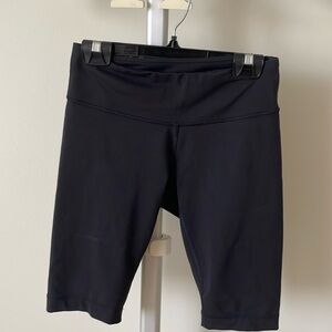 Lululemon black biker short, size US 4